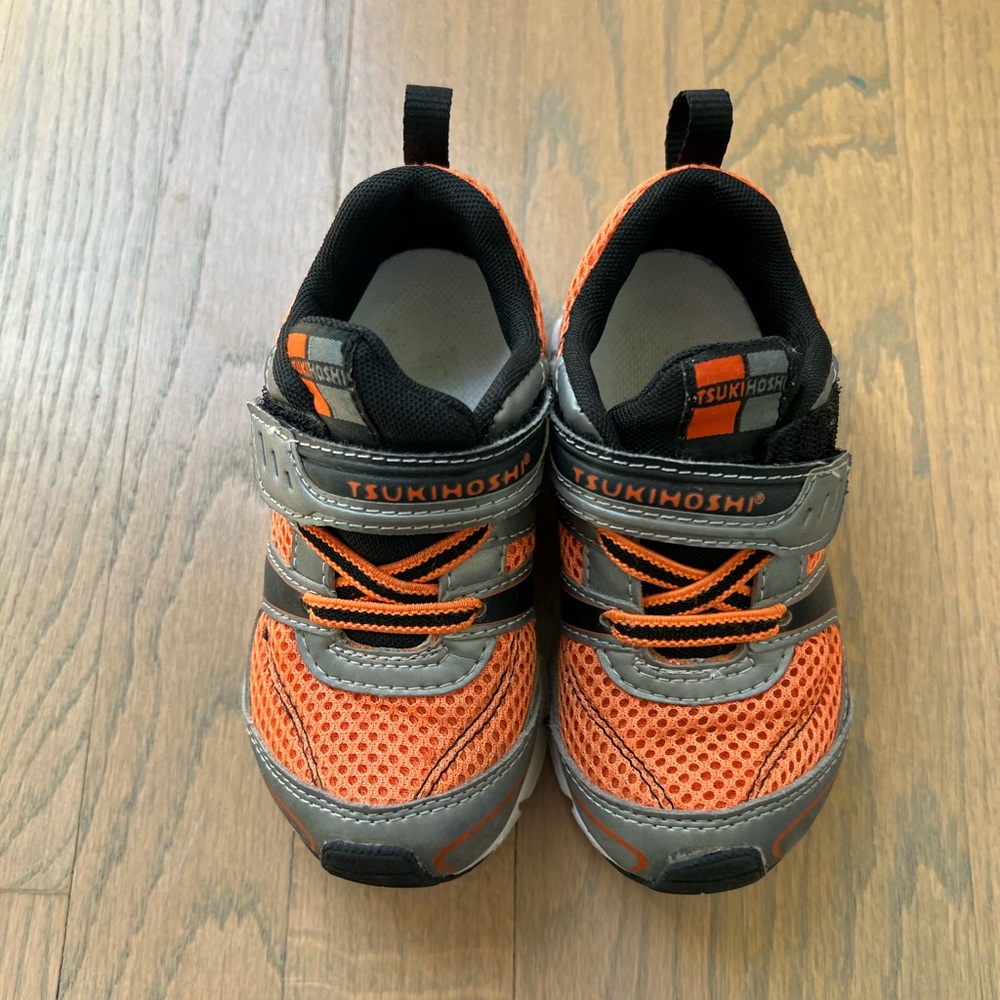 Tsukihoshi sneakers Size toddler 8.5